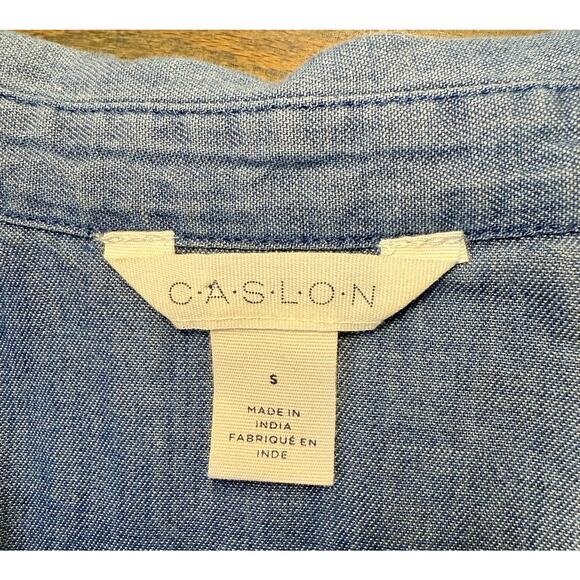 Caslon Button Down Chambrey Denim Long Sleeve Blouse Size S - Picture 3 of 5